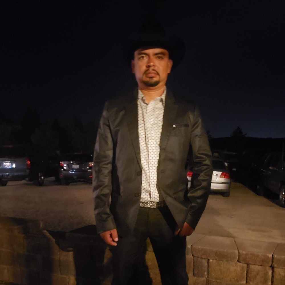 Meet your Posher, Rolando